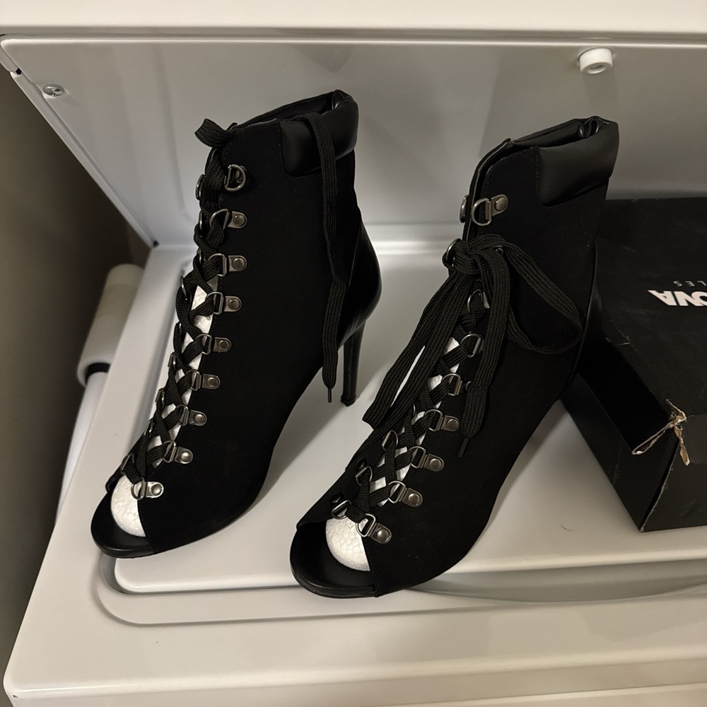 Fashion Nova Black Ankle Boots
